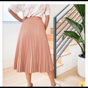 Grayson pink Acordian skirt size XS